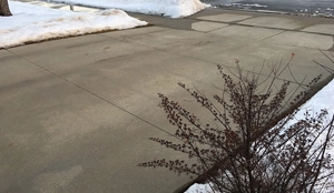 driveway snow cleared, from Columbus Area professionals