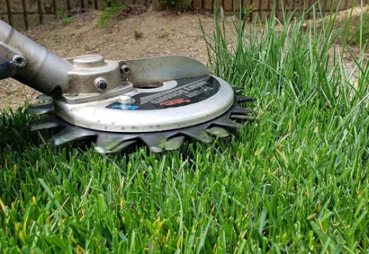Battery powered rotary scissors